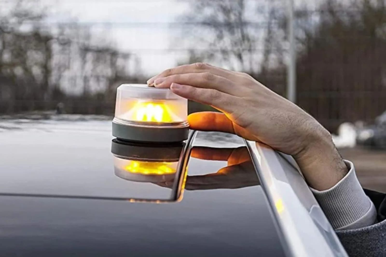Die Funktion und Bedeutung der Warnleuchte V16 für Autofahrer